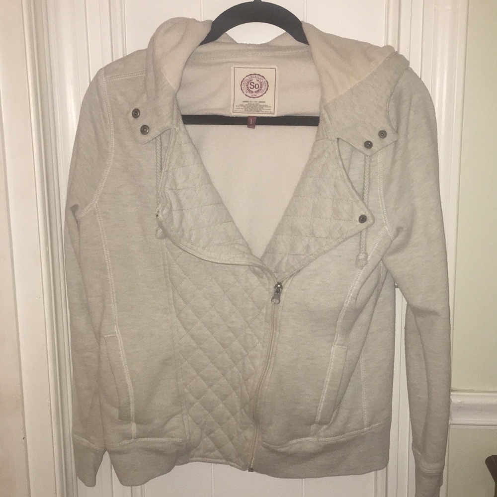 Gray hoodie